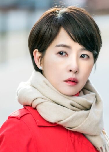 الممثلة Kim Sun Ah في محادثات للظهور في دراما SBS الجديدة “Secret Boutique”
