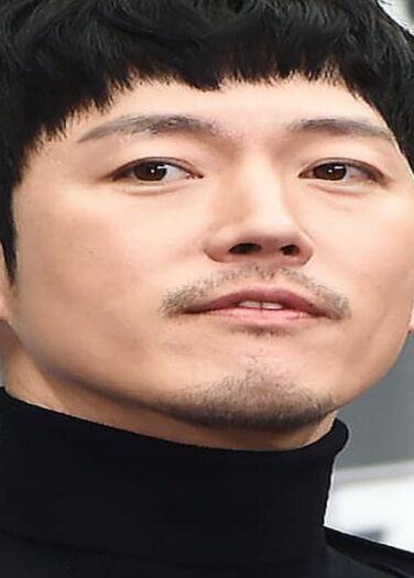الممثل Jang Hyuk ينضم بجانب Yang Se Jong و Woo Do Hwan و Seolhyun في دراما JTBC القادمة