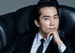 الممثل‏ Song Seung Heon في محادثات للإنضمام لبطولة دراما tvN الجديدة