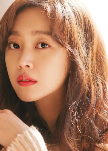 الممثلة Jo Bo Ah تترك منصبها كمقدمة لبرنامج Alley Restaurant