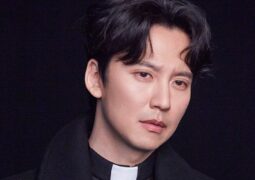 Kim Nam Gil أُصيب بكسر في معصمه في موقع تصوير دراما The Fiery Priest